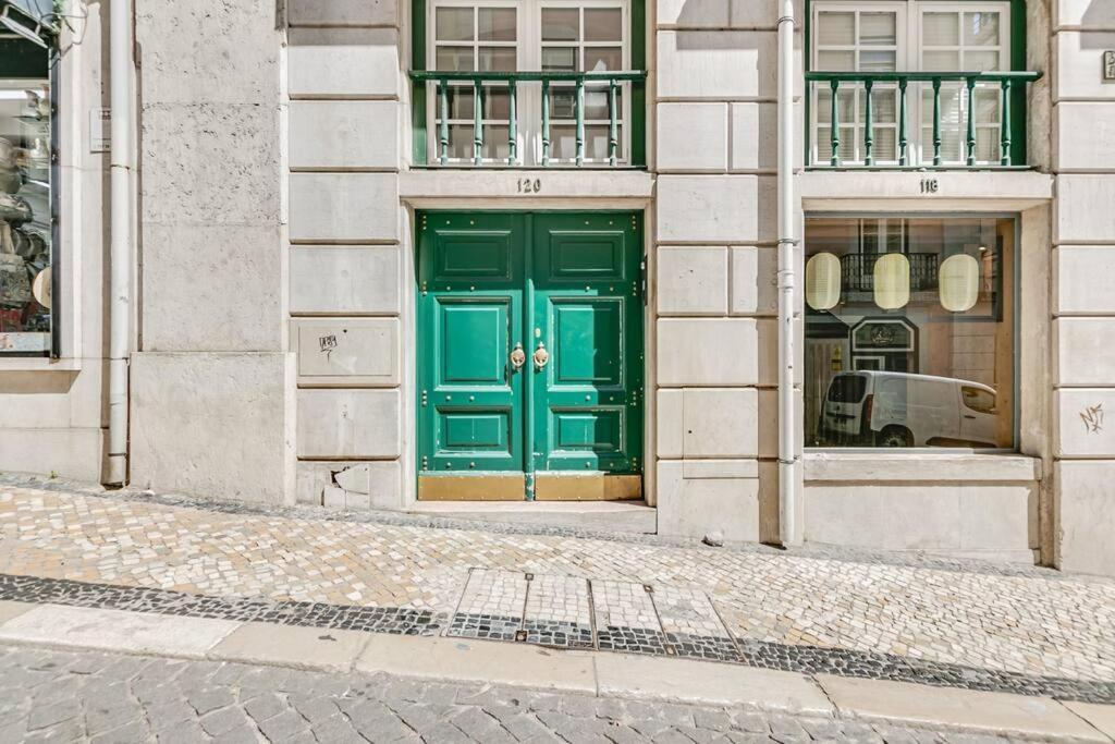 Made For The City Lovers- Urban Charm In Chiado Lisboa Extérieur photo